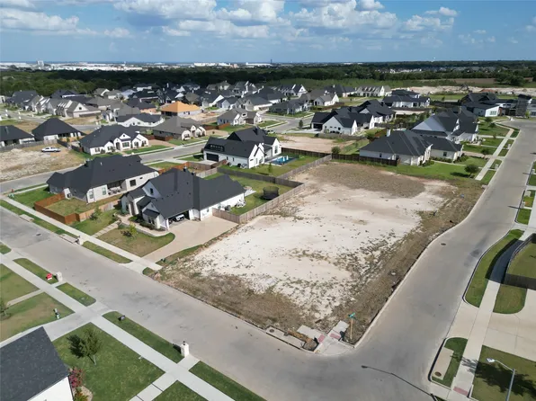 13065 Rainier Dr, Woodway, TX 76712