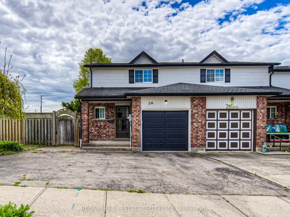 2A Paisley Hts, Cambridge, ON N1R 1B5