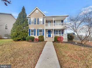 1157 Morgan Hill Dr, Pennsburg, PA 18073