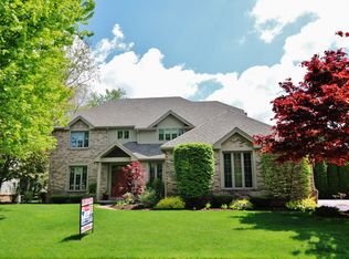4820 Country Walk Ln, Sylvania, OH