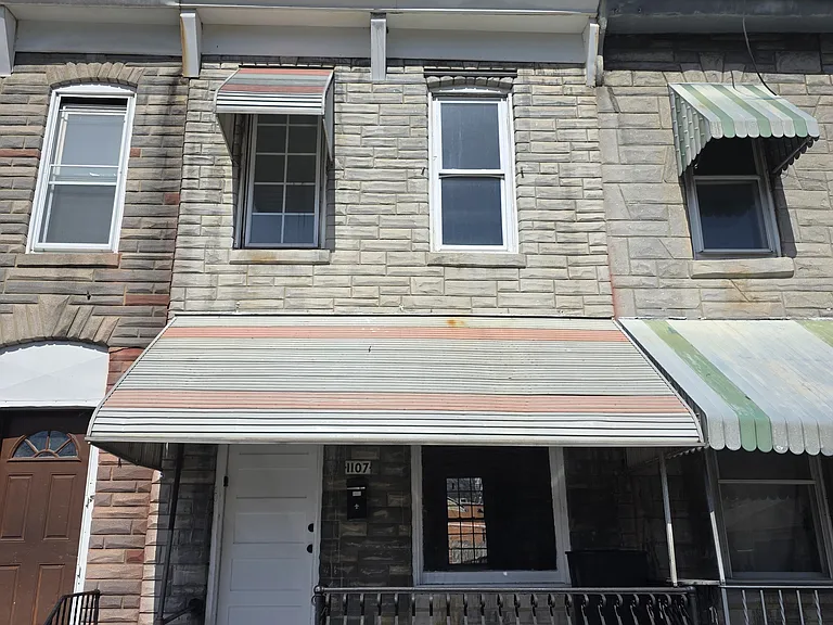 1107 Muhlenberg St — Photo 1