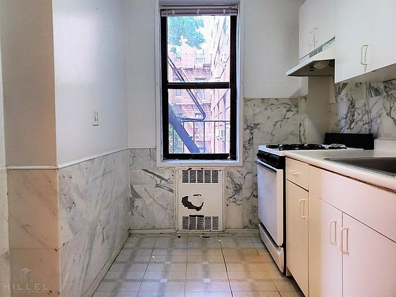 4th image of 8505 35th Ave APT 4B