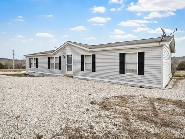 184 Finney Lake Dr, Dixon, MO 63072