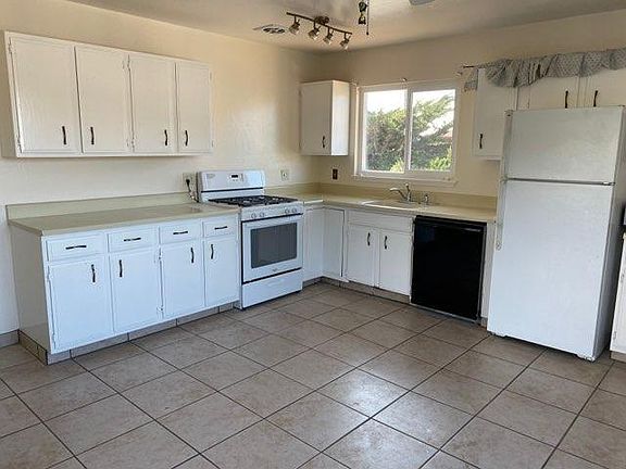 5th image of 1510 Crespi Dr