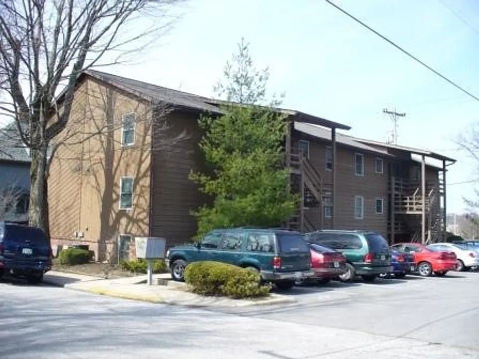 527 E Smith Ave
