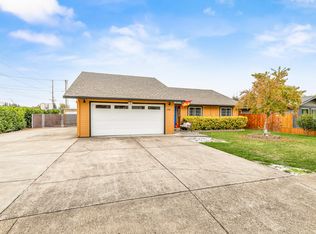 1801 Pinedale St, Medford, OR 97504