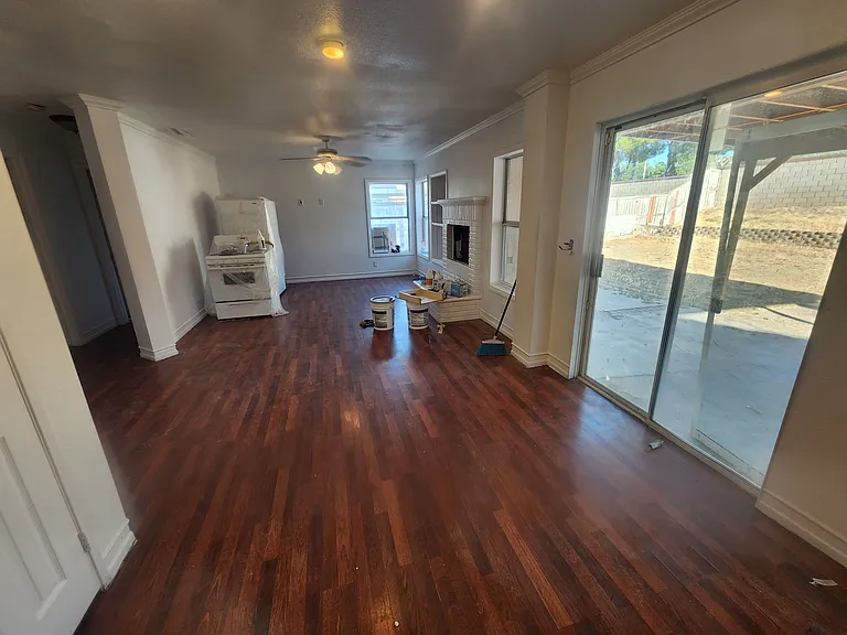 3056 Kaylyn St — Photo 46