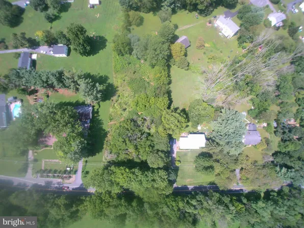 Woodfield Rd, Gaithersburg, MD 20882