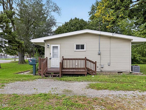4th image of 2239 Pickle Rd