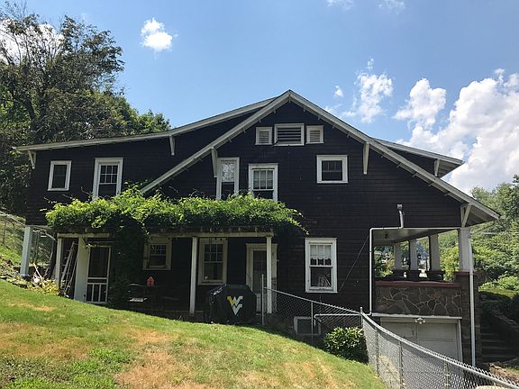 Side View with Fenced Yard