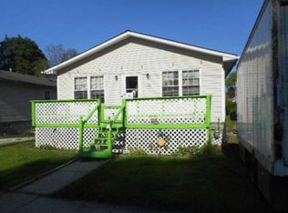 54 24th St NW, Barberton, OH 44203