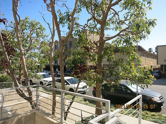 5th image of 1842 Purdue Ave APT 301