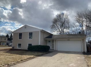 1436 Van Meter Dr, Glendale Heights, IL
