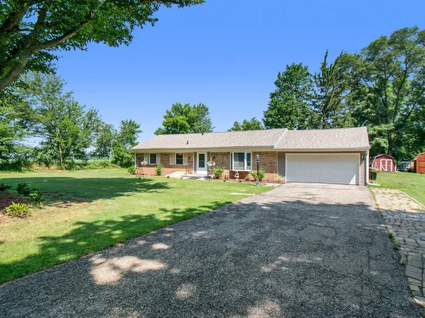 11191 Dragoon Trl, Mishawaka, IN 46544