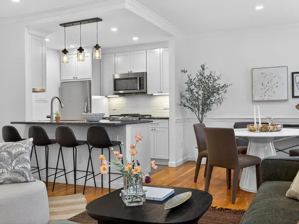 17 Bowdoin St APT 3AB, Boston, MA 02114