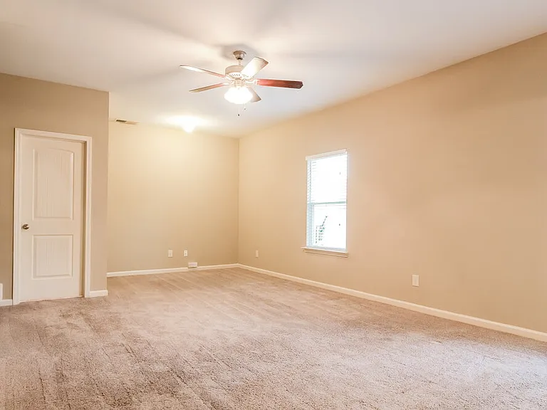 107 Crescent Woode Way — Photo 4