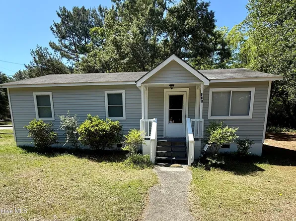 104 James St, Aberdeen, NC 28315