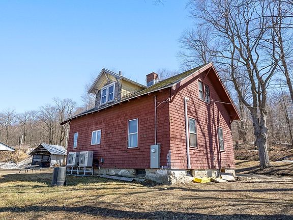 4th image of 22-25 Macomber Rd