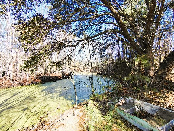 3rd image of 1435 Arista Rd