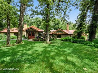 26645 W Taylor St, Barrington, IL 60010