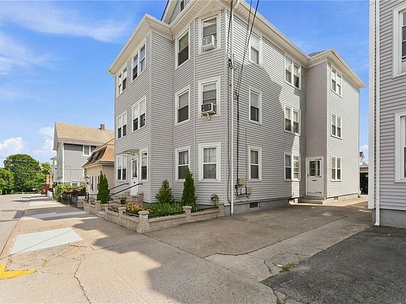 3rd image of 16 Fales St