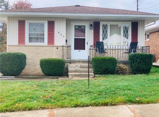 560 Lansing Rd, Akron, OH 44312