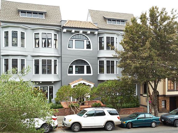 3rd image of 833 Ashbury St APT 9