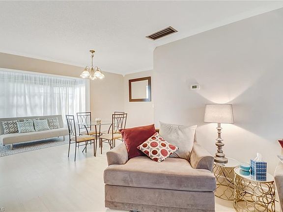 5th image of 7031 Cedarhurst Dr #11D