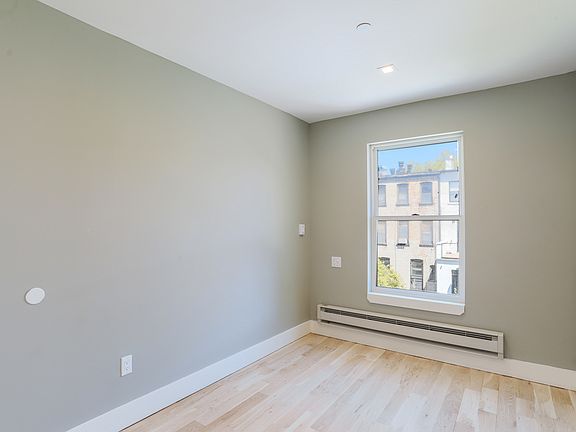 5th image of 215 Macon St #3A