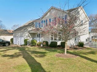413 Joseph Topping Dr, Poquoson, VA 23662