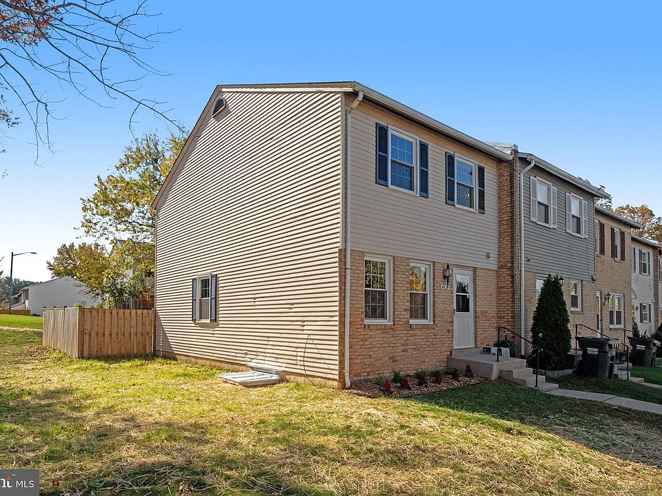 1st image of 4631 Charlton Ct