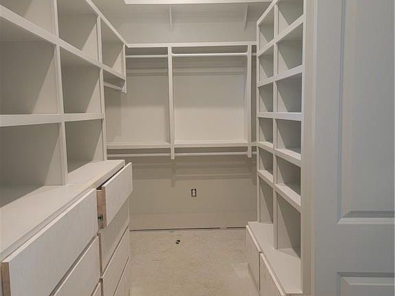 2nd image of 568 N Corniche Du Lac Other