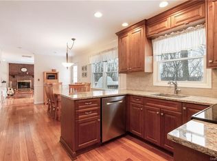 27 Wilner Rd, Somers, NY 10589