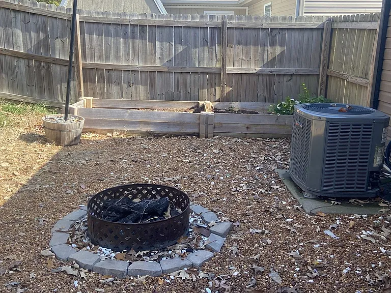 737 Inver Ln — Photo 23