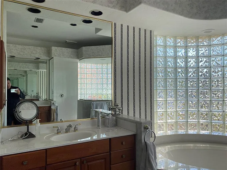 8758 Wild Dunes Dr — Photo 14