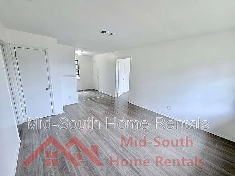 5057 Gill Rd — Photo 3