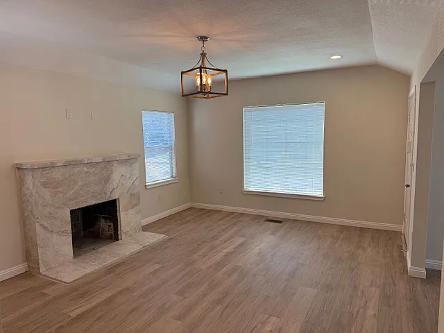 2214 Star Ave — Photo 9