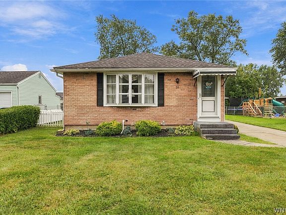 2nd image of 31 Coshway Pl