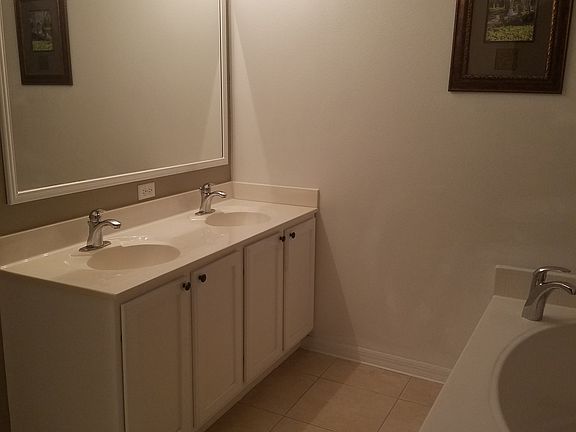 5th image of 193 King Arthur Ct