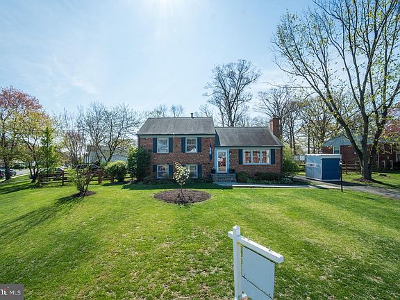 2nd image of 3809 Bevan Dr