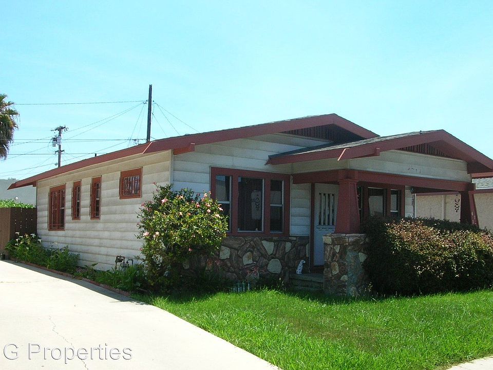 1st image of 4717 33rd St