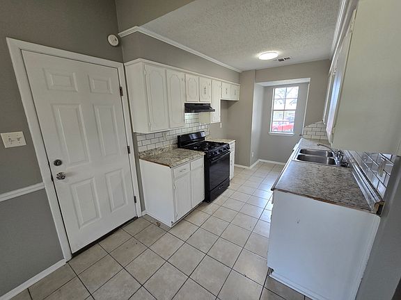 1808 Joyce Ct 11_04172025