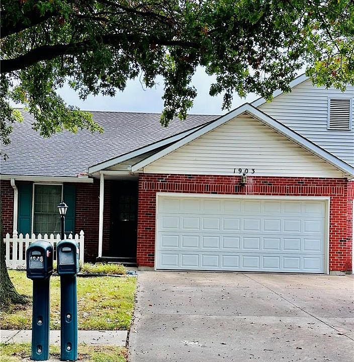1st image of 1903 Berkshire Dr