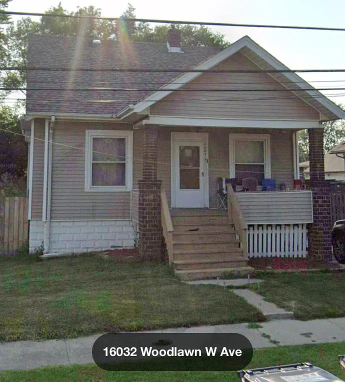 16032 Woodlawn West Avenue — Photo 1
