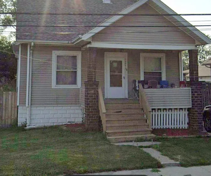16032 Woodlawn West Ave — Photo 1