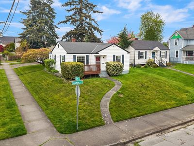 2230 Oakes Avenue, Everett, WA, 98201