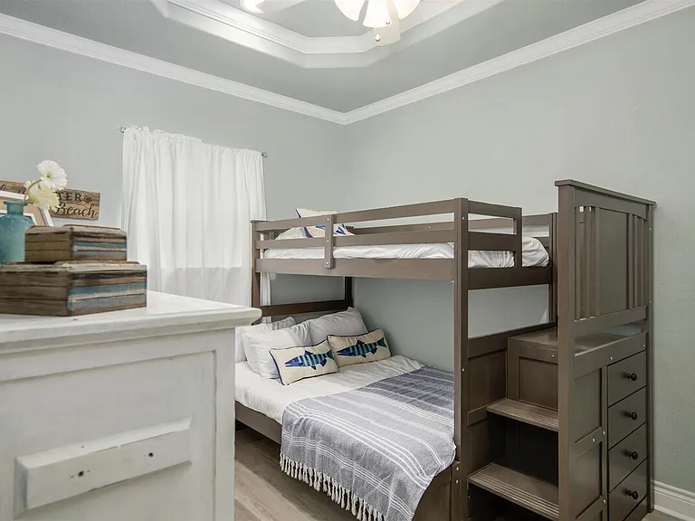 986 Bahama Dr — Photo 10