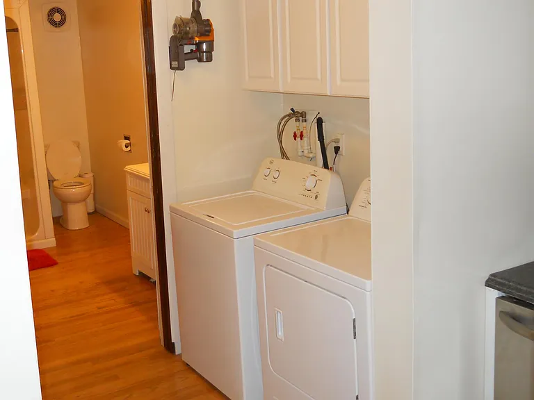 411 Goslin Rd — Photo 8