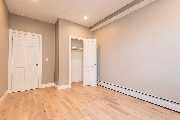 Rented by City Connections Realty | media 4