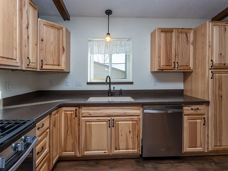 7673 Safari Cir — Photo 6